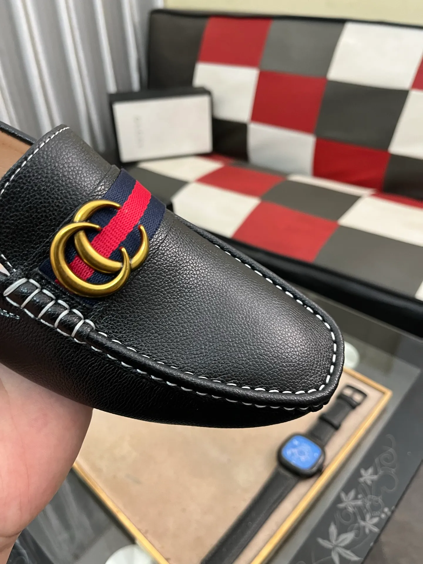 Men's shoes💰400⌚️⌚️【GUCCI Gucci】Original men's casual beanie shoes, original Italian imported special material cowhide embossed➕real first-layer sheepskin lining; equipped with precision stitching to highlight low-key luxury. The comfortable sole design ensures maximum comfort and anti-slip properties. The shoe shape is dignified and the low-key charm is not concealed! Natural and free new urbanism, size: 38-442️⃣Colors available